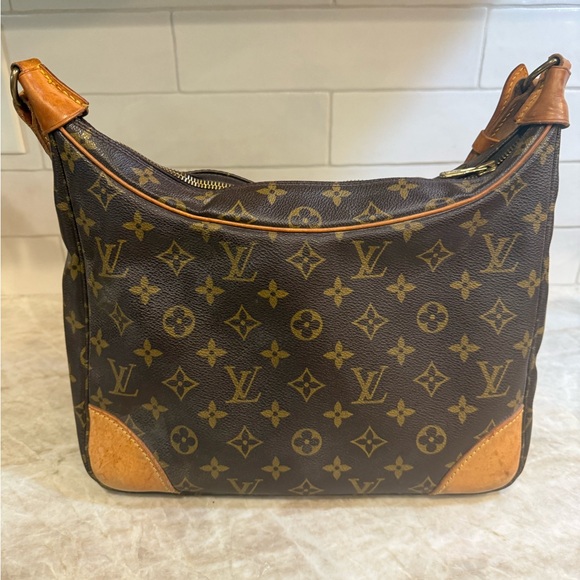 Louis Vuitton Handbags - Louis Vuitton Boulogne Medium Monogram Shoulder Bag